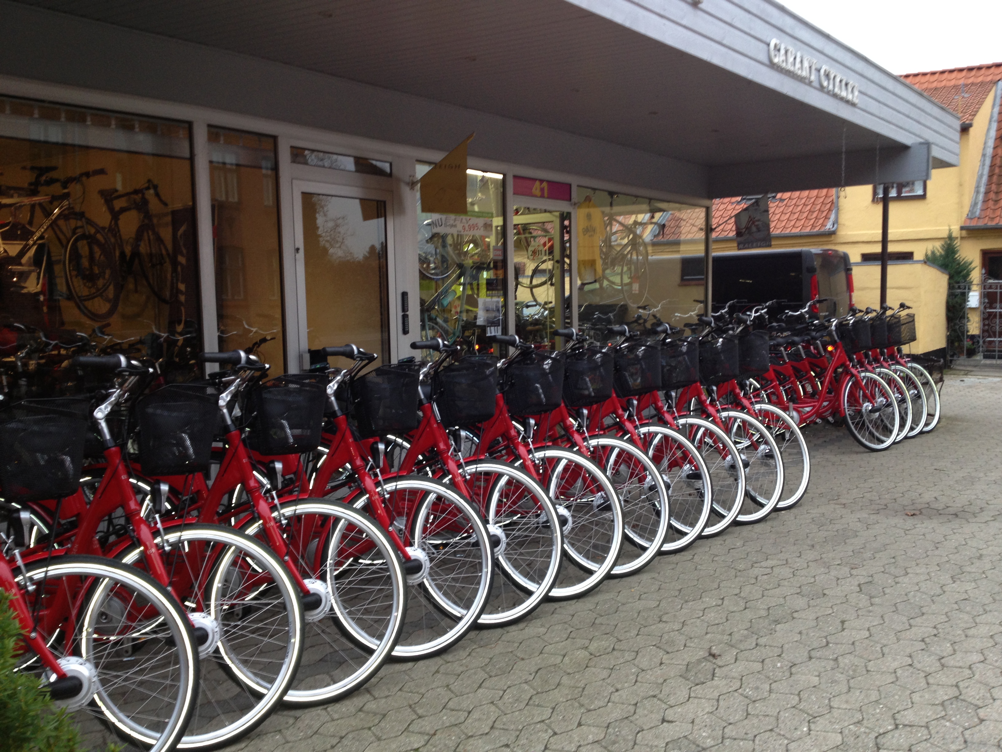 Alt i cykler og cykeludstyr - BILLIGT hos Cykler i Køge